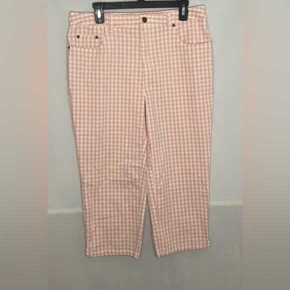 bill blass Pants - Bill blass jeans pink and white gingham cropped pants